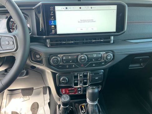 New 2026 Jeep Wrangler Unlimited Rubicon image 23