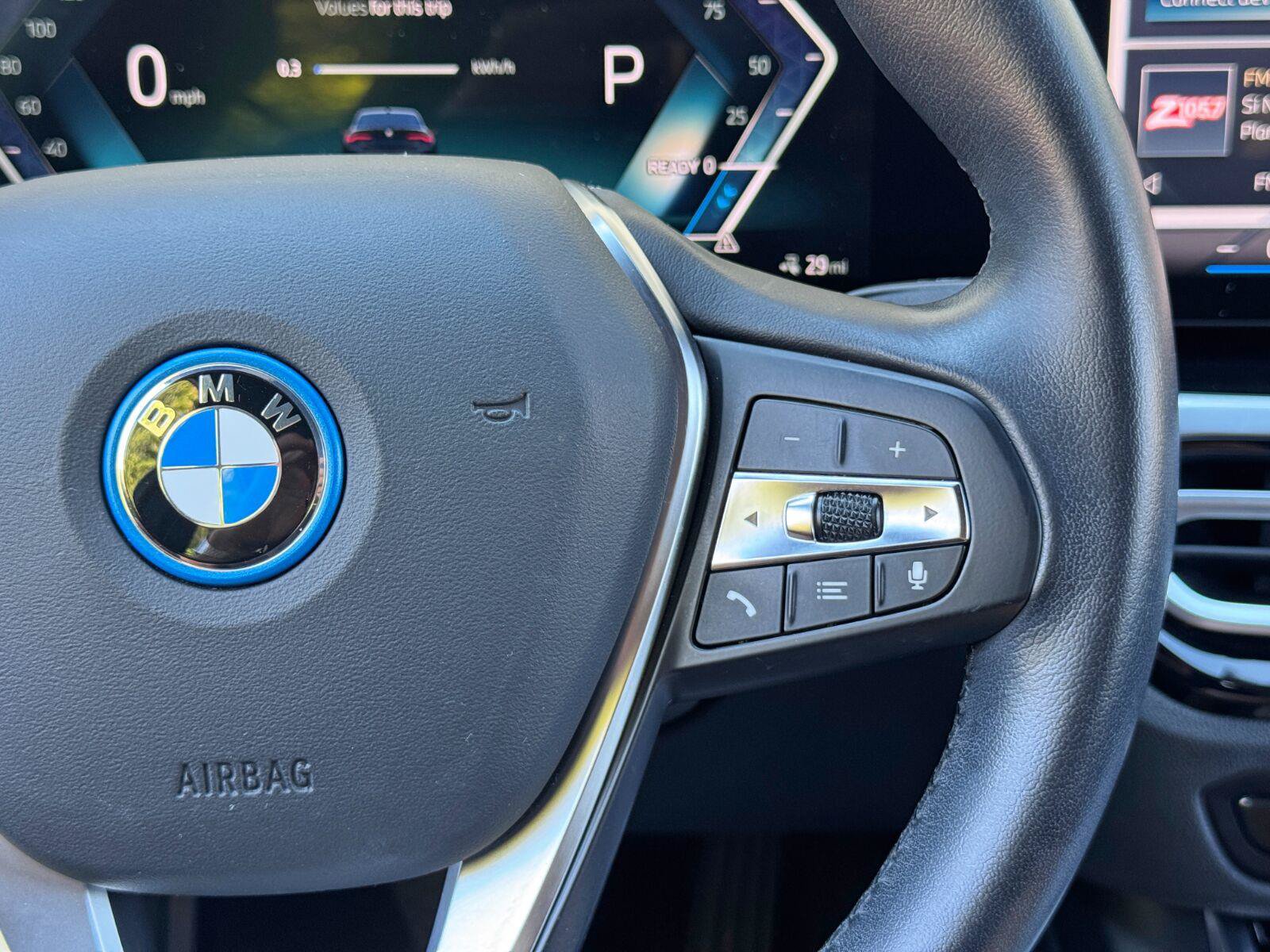 Used 2024 BMW i4 eDrive40 w/ Convenience Package RWD image 21