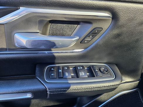 Used 2021 RAM 1500 Laramie w/ Sport Appearance Package image 18