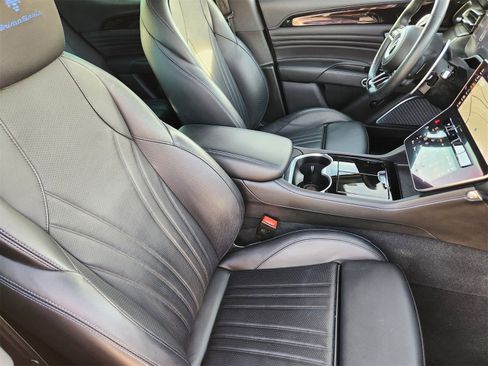 Used 2023 Maserati Grecale Modena image 24