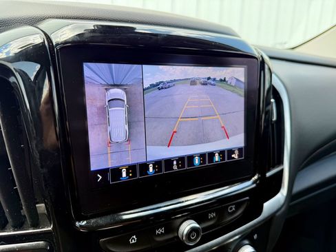 Used 2021 Chevrolet Traverse Premier w/ LPO, Floor Liner Package AWD/4WD image 24