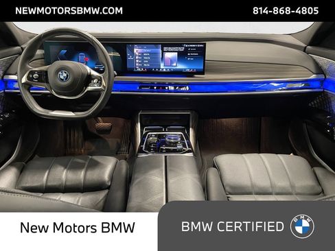 Used 2023 BMW i7 xDrive60 AWD/4WD image 10