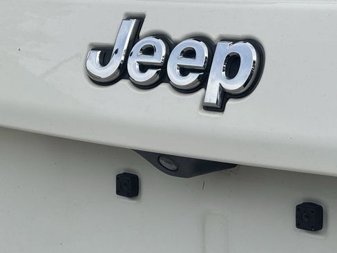 Used 2020 Jeep Compass Limited AWD/4WD image 5