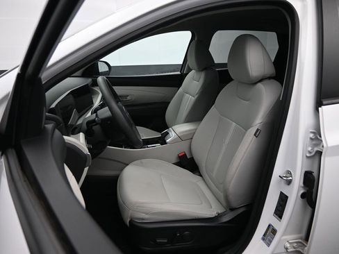 Used 2025 Hyundai Tucson SEL AWD/4WD image 23
