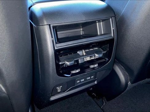 New 2026 Jeep Grand Cherokee Altitude AWD/4WD image 17