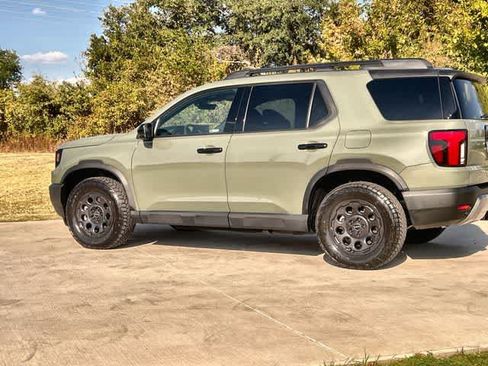Used 2026 Honda Passport TrailSport Elite image 4