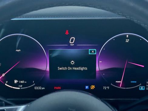 Used 2024 Mercedes-Benz GLC 300 image 25