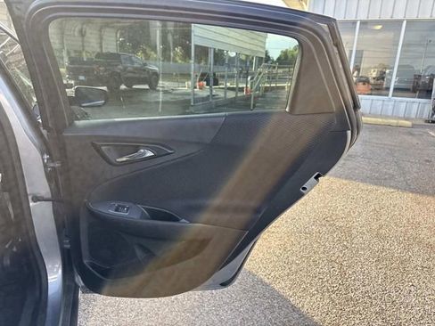 Used 2024 Chevrolet Malibu LT FWD image 25