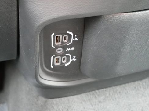 Used 2022 RAM 1500 Laramie AWD/4WD image 22