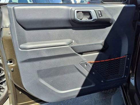 Used 2025 Ford Bronco Raptor AWD/4WD image 16