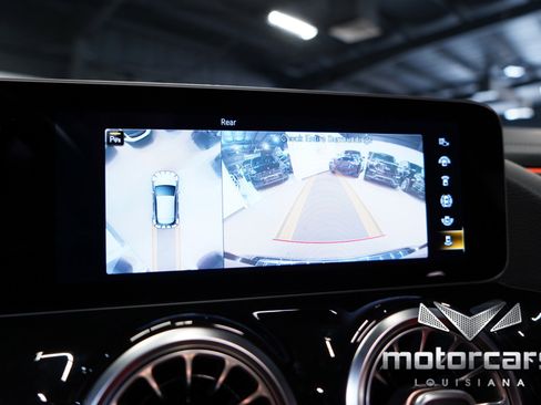 Used 2021 Mercedes-Benz GLA 250 w/ AMG Line Exterior image 38