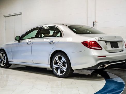 Used 2020 Mercedes-Benz E 350 4MATIC Sedan image 7