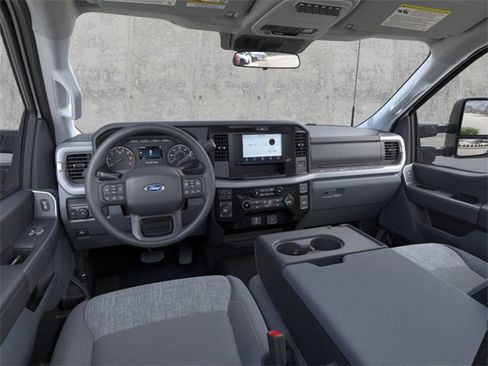 New 2025 Ford F250 XLT w/ 360-Degree Camera Package image 9