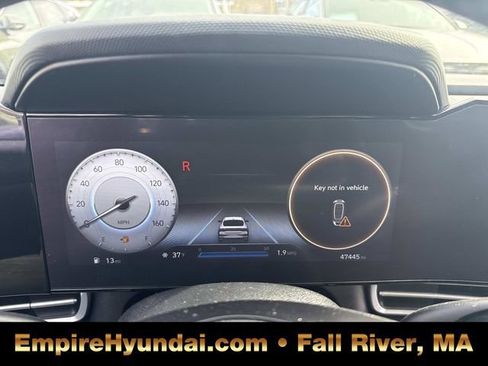 Used 2023 Hyundai Elantra SEL w/ Convenience Package image 32