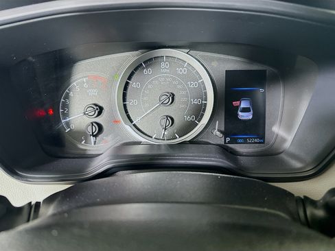 Used 2022 Toyota Corolla LE FWD image 19