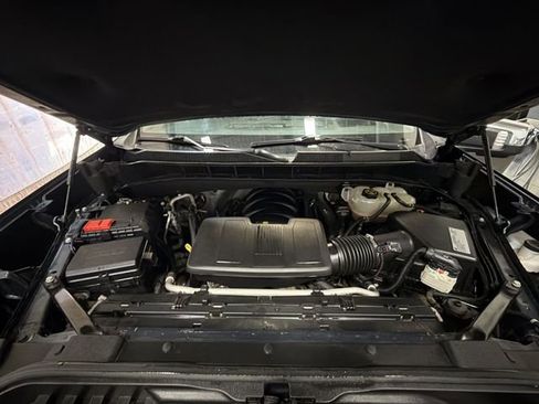 Certified 2021 Chevrolet Silverado 1500 LTZ w/ LTZ Premium Package AWD/4WD image 27