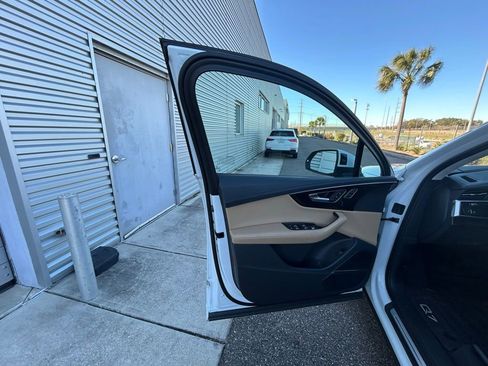 Used 2023 Audi Q7 3.0T Prestige image 69