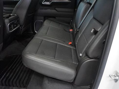 Used 2025 Chevrolet Silverado 1500 LTZ w/ LTZ Convenience Package II AWD/4WD image 13