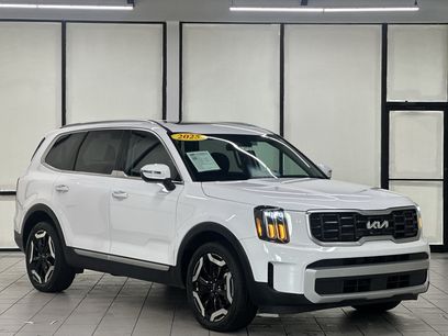 Used 2025 Kia Telluride S