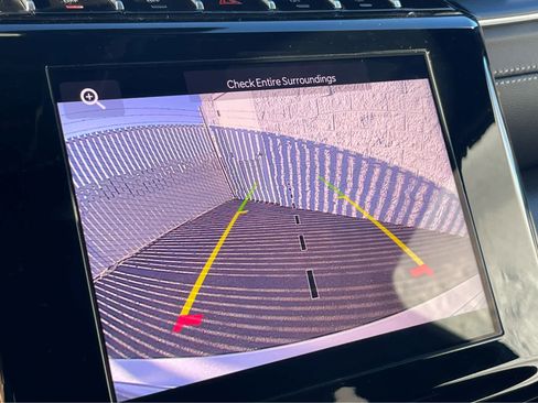 New 2025 Jeep Grand Cherokee Altitude image 20