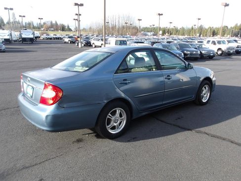 Used 2004 Toyota Camry LE FWD image 5
