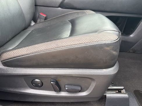 Used 2023 Nissan Pathfinder SL w/ SL Premium Package image 22