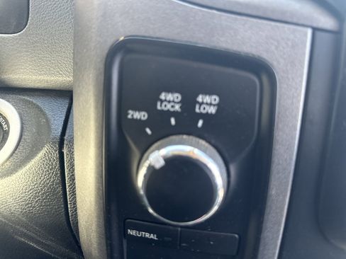 Used 2013 RAM 1500 Express AWD/4WD image 22