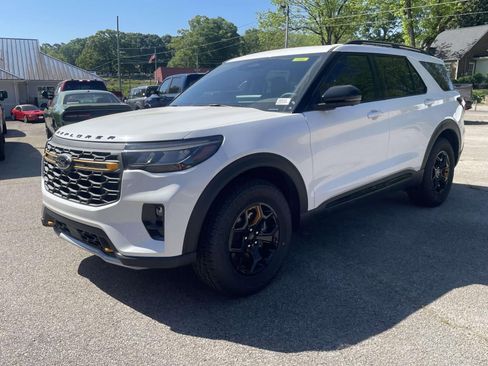 New 2026 Ford Explorer Tremor image 6