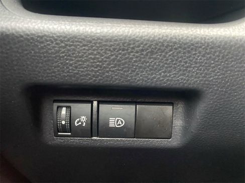 Used 2024 Toyota RAV4 XLE image 27