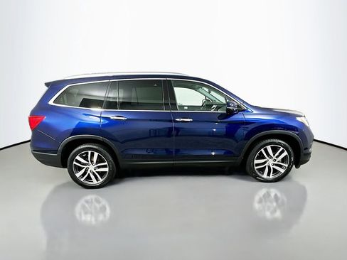 Used 2017 Honda Pilot Elite image 9