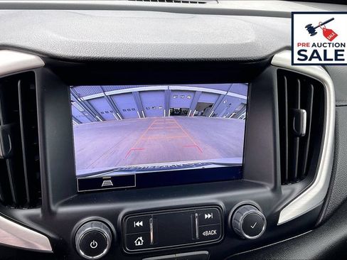 Used 2023 GMC Terrain SLT FWD image 21