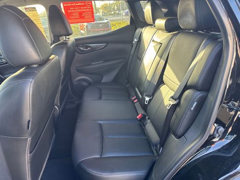 Certified 2022 Nissan Rogue Sport SL image 23