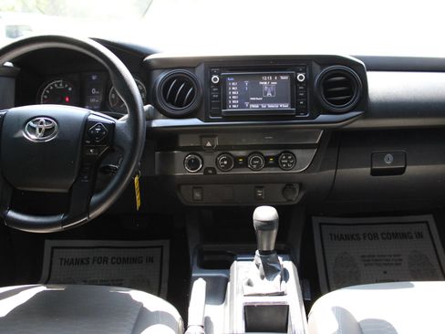 Used 2019 Toyota Tacoma SR image 15