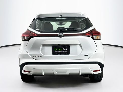 Used 2024 Nissan Kicks SR FWD image 7