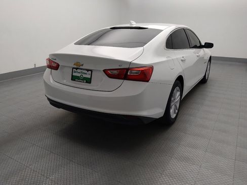 Used 2018 Chevrolet Malibu LT FWD image 7