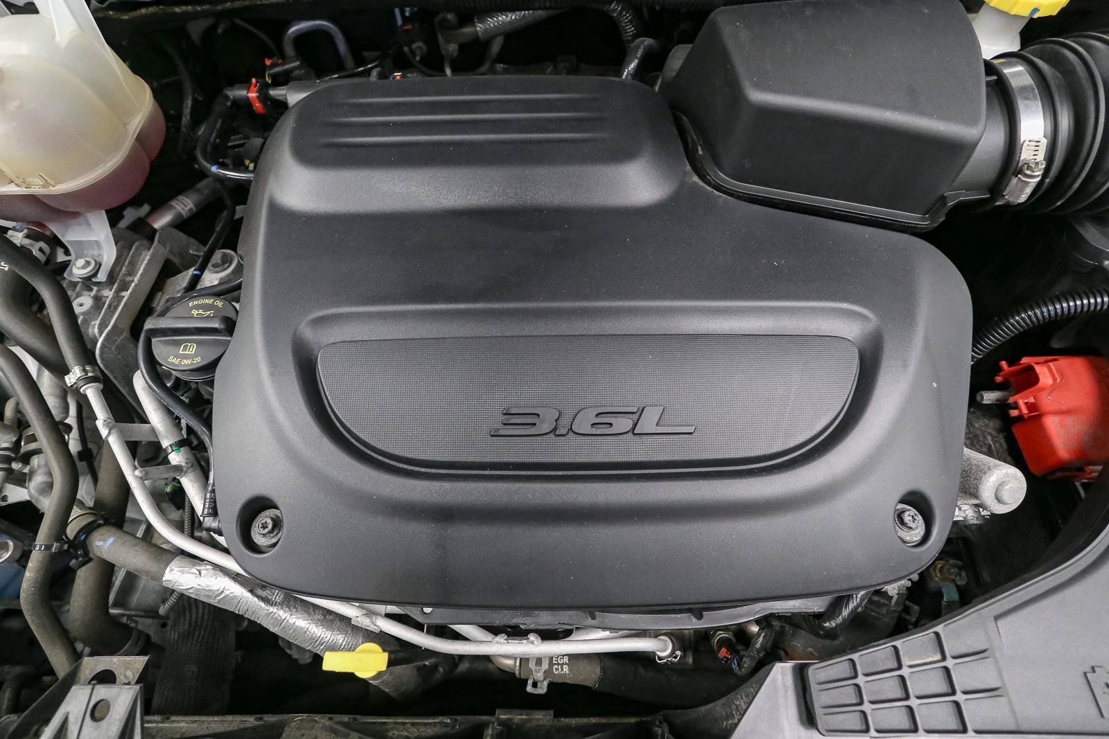 Used 2024 Chrysler Voyager LX FWD image 14