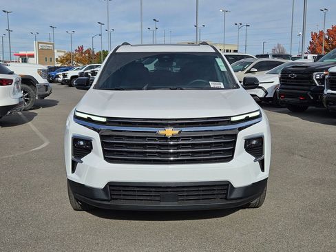 New 2026 Chevrolet Traverse LT w/ Sun and Wheel Package image 10