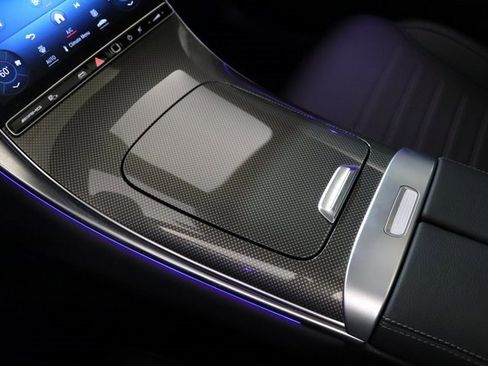 Used 2024 Mercedes-Benz GLC 43 AMG GLC 43 AMG image 30