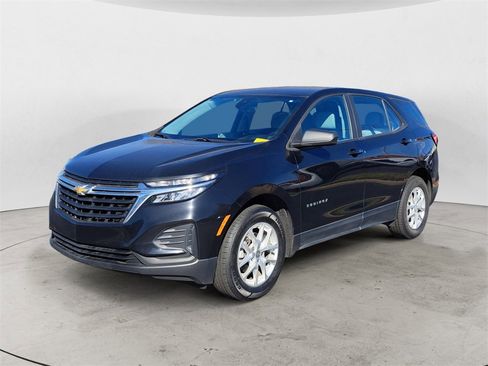 Used 2022 Chevrolet Equinox LS image 7