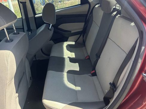 Used 2014 Ford Focus SE image 11