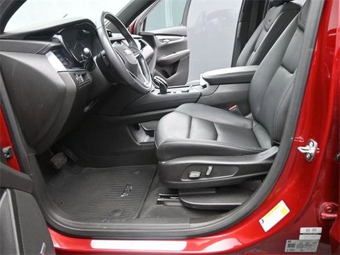 Certified 2024 Cadillac XT6 Luxury image 10