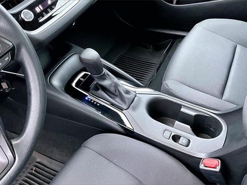 Used 2024 Toyota Corolla LE image 15