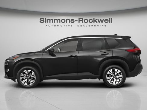 Used 2023 Nissan Rogue SV w/ SV Premium Package image 3