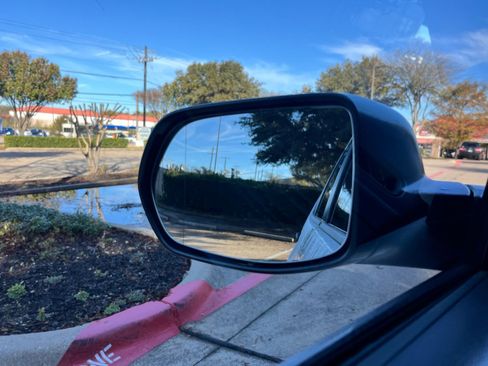 Used 2014 Honda CR-V LX image 31