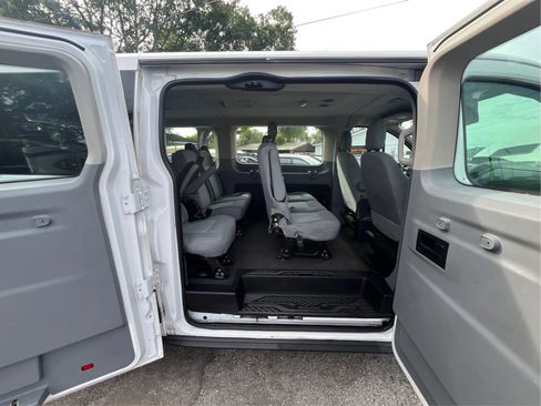 Used 2015 Ford Transit 350 XLT RWD image 21