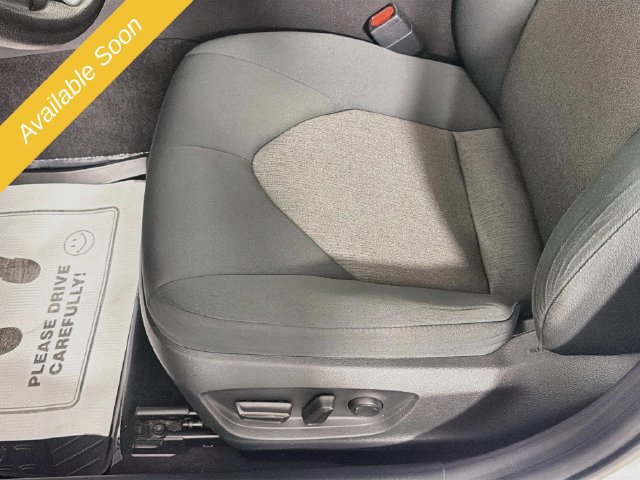 Used 2022 Toyota Camry LE FWD image 18