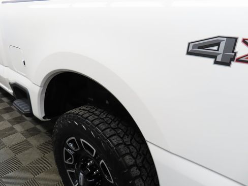 Used 2025 Ford F250 Platinum image 39