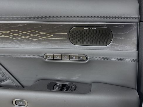 Used 2026 Genesis G90 3.5T Prestige image 28