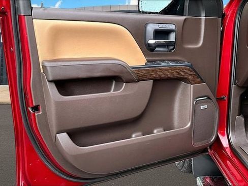Used 2018 GMC Sierra 1500 Denali AWD/4WD image 18