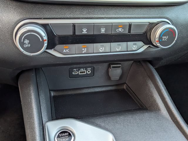 Used 2025 Nissan Altima 2.5 SV FWD image 8